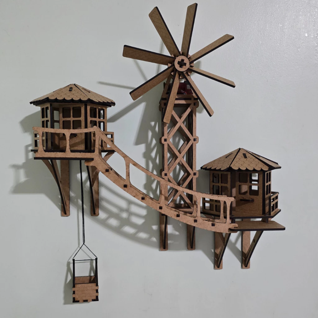 Casinha Decorativa em MDF com Moinho de Vento